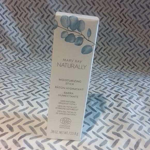 Mary Kay Naturally - Picture 2 of 2